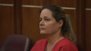 No bond for former Miami-Dade police lieutenant accused of shooting at her ex-boyfriend | Quickcast