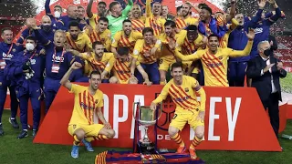 Leo Messi lifts the trophy! (BARÇA COPA DEL REY CELEBRATION) 🔵🔴