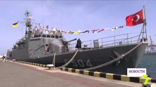 Экипажи кораблей турецких ВМС принимали гостей