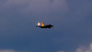 JAS 39 Gripen Low and Fast Dropping Flares [4K]