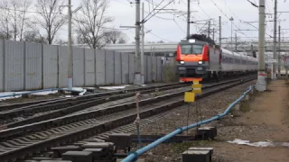 [RZD] EP20-013 with a «Neviskiy Express» train and «Sapsan», Chudovo station