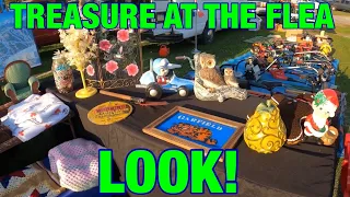 What do they sell at a flea market? Have you ever tried selling at the flea market?