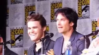 Damon Salvatore's sexy look, FUNNY! (Ian Somerhalder, Vampire Diaries, SDCC 2016)