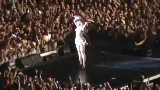 Beyonce Live in São Paulo - Irreplaceable