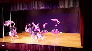 Academia de danza y artes creativas (Aragón)- mantos