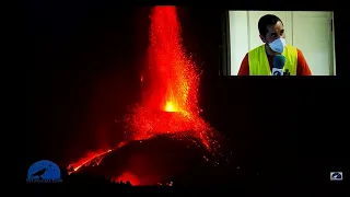 La Palma eruption day 29: cat footprints, clearing roofs in Las Manchas of ash, spectacular lava