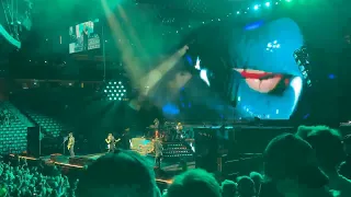 Guns N' Roses - It's So Easy (Full Videoboard Intro) [Live] (2023) - Ball Arena, Denver