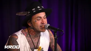 Yelawolf Performs "Till It's Gone" Live From KROQ