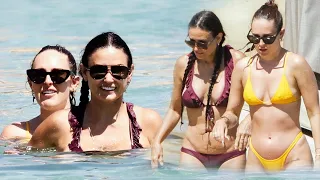 Demi Moore y su hija Rumer presumen sus cuerpazos en Mykonos