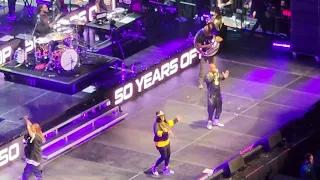 Treach from Naughty by Nature – Hip Hop Hooray - feat. Queen Latifah & The Roots 11/19/23 TD GARDEN