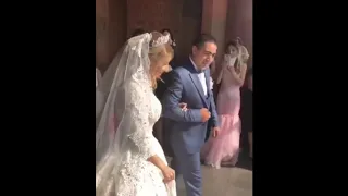 Армянская свадьба 2019  / Жених и невеста после венчания в церкви / Ереван Армения