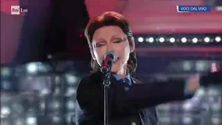 Alessandra Drusian è Anna Oxa - "Un'emozione da poco" - Tale e Quale Show 21/09/2018