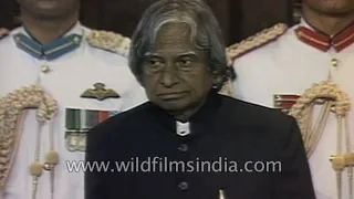 APJ Abdul Kalam Oath taking Ceremony - President stands for National anthem