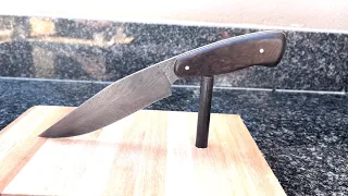 Making a feather Damascus Knife.