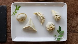 만두 빚기 필수 영상! 5가지 모양으로 만들기 : 5 Ways to Fold Dumplings [우리의식탁]