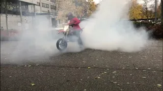 Husaberg leipoo lukion pihaan!