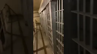 Увидели призрак заключенного в заброшенной тюрьме