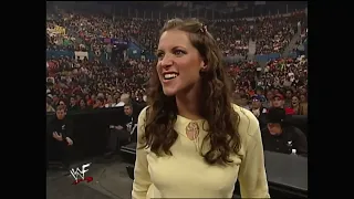 Triple H w/Stephanie McMahon vs Rikishi. WWE Monday Night RAW. March 6, 2000.