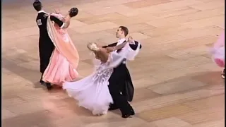 UK Open Waltz Final | Professional Ballroom 2010