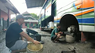 KEJAR TAYANG...‼️BONGKAR RODANYA CEPAT KALI PAK ALEX.. ⁉️ BUS ALS 227 BELUM TIBA DI JOGJAKARTA