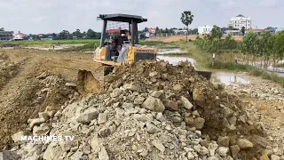 Best Operator Technique Skills Strong Power Bulldozer Spreading Moving Stone Dirt To Build New Road