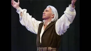 Endless applause! Bravo, Maestro! Bravo, Dmitri Hvorostovsky! King of the Opera