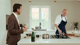 Esben Bjerre & Mads Cortsen smager årets nytårskasse (Full video)