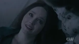 Legacies Aurora Death Scene 4x19