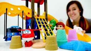 ¿Dónde se han escondido los juguetes de la Guardería de Ana? Videos educativos para niños en español