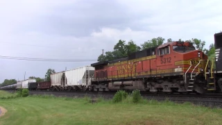 Westbound NS mixed freight at Enon Valley, PA