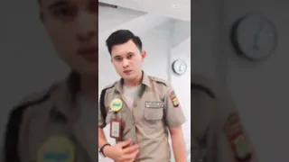 di masukin Belatung Viral