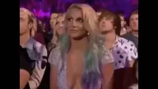 Britney Spears reacts to Taylor Swift Performance