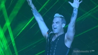 Robbie Williams - Feel (Live in Belgrade - Ušće, 17.06.2015) FIRST ROW