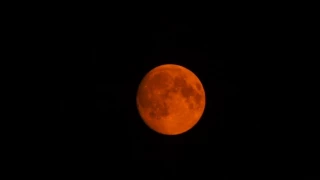 blood moon returns: August 5. 2017 - 10:30pm PST