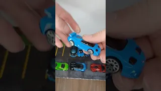 cracking the hot wheels 94 Bugatti EB110 SS