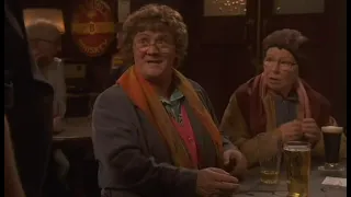 Mrs Brown's Boys-S02-Extra 02-Extended Scenes