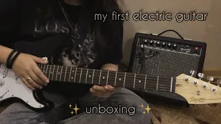 My first electric guitar unboxing ✨ fender stratocaster squier ✨