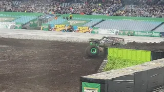 Grave digger monster truck donuts