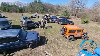 Сиротки СТРОЯТ и КОПАЮТ, застрял по дороге на #OFFROAD