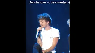Sick Louis Tomlinson - Niall singing his part in Over Again 🥺