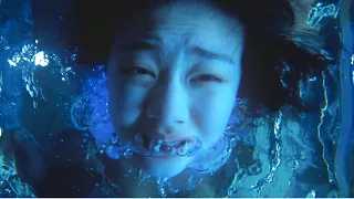 Drowning scene 23