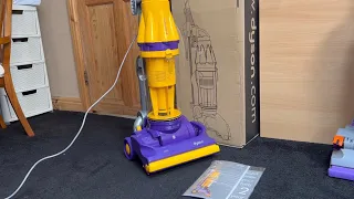 BRAND NEW Dyson DC07i  Independent vacuum cleaner - Unboxing & First Look [RARE]