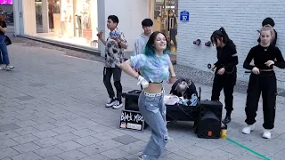 TUESDAY. BLACK MIST, ALINA. BEAUTIFUL CAPTIVATING FIRST BUSKING. HONGDAE STREET.