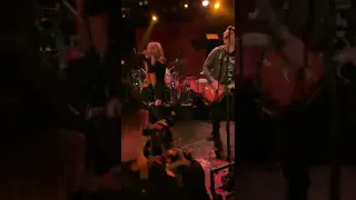 Avril Lavigne - Girlfriend (Live at The Roxy Theatre 25/2/22)