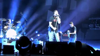 Pearl Jam - "Amongst the Waves" live @ Wiener Stadthalle Austria 2014