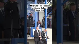 Milorad Dodik sjedio i smijao se tijekom himne BIH #shorts