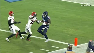 AJ Brown the Metahuman with a 1 armed Back Shoulder Catch