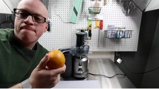 Should you peel oranges before juicing??