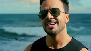 Luis Fonsi feat Daddy Yankee - Despacito (Official 4K Music Video)