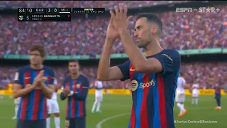 El Camp Nou despide a Sergio Busquets